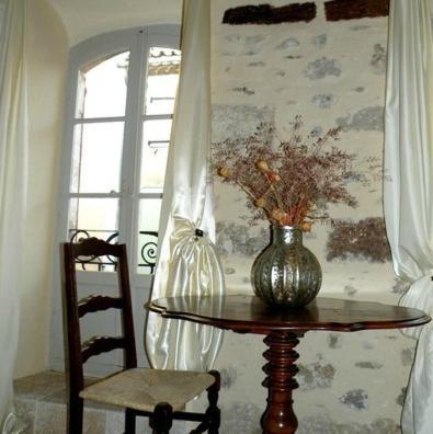 Hotel L'Oronge Сен-Жан-дю-Гар Стая снимка