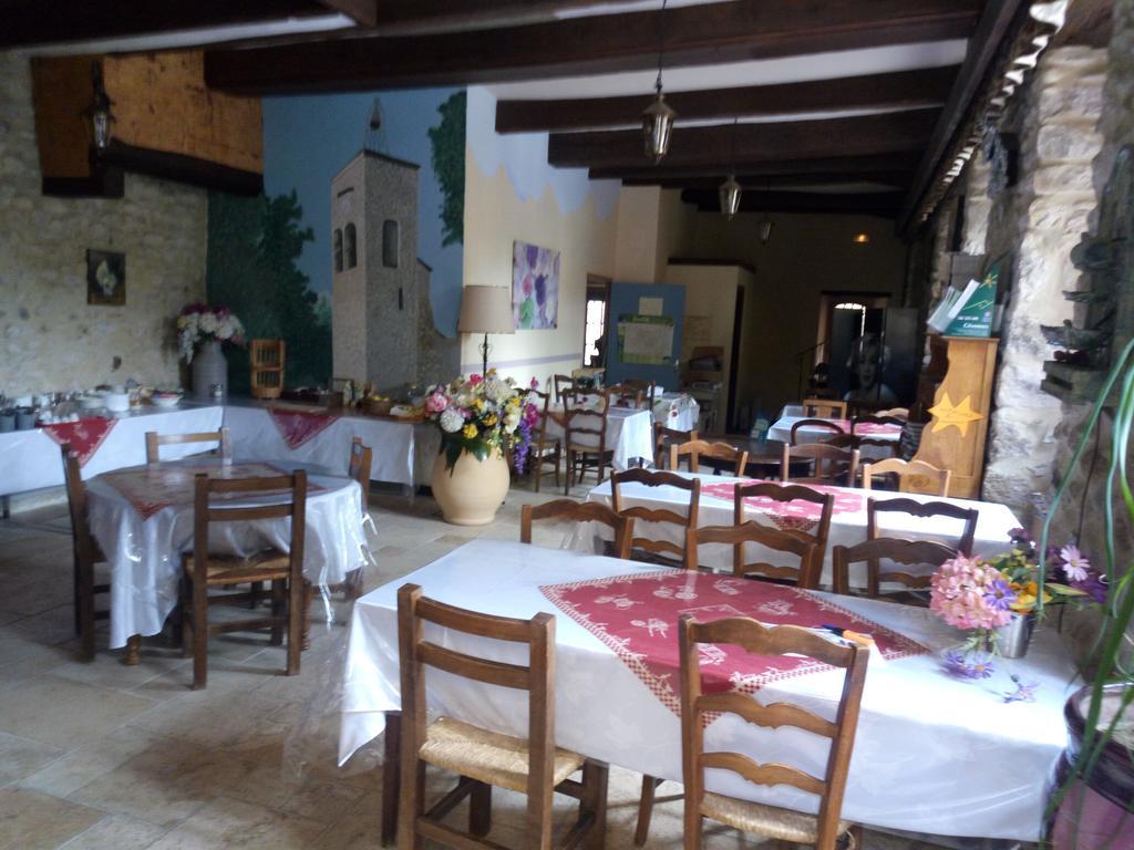 Hotel L'Oronge Сен-Жан-дю-Гар Екстериор снимка